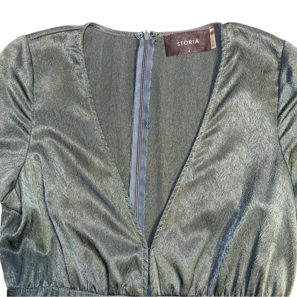 Storia Emerald Green Deep V-Neck Ruffle Long Sleeve Mini Dress Sz S - Picture 2 of 14